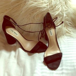 Steve Madden black suede heels